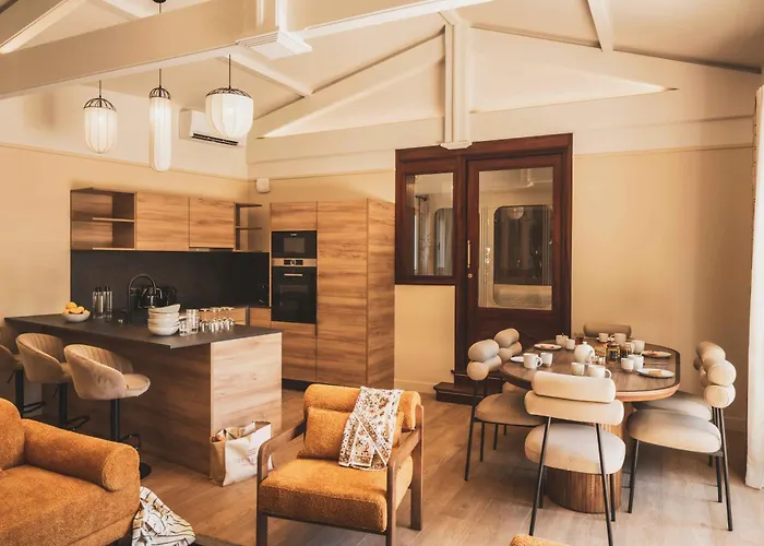 Parc Victoria מלון *